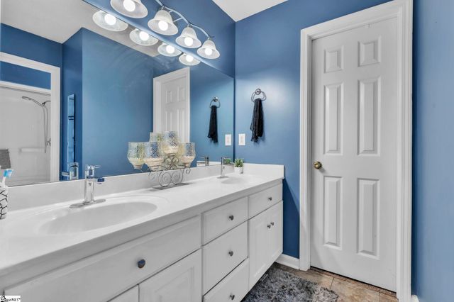 102 Country Garden Lane, Anderson, SC 29626