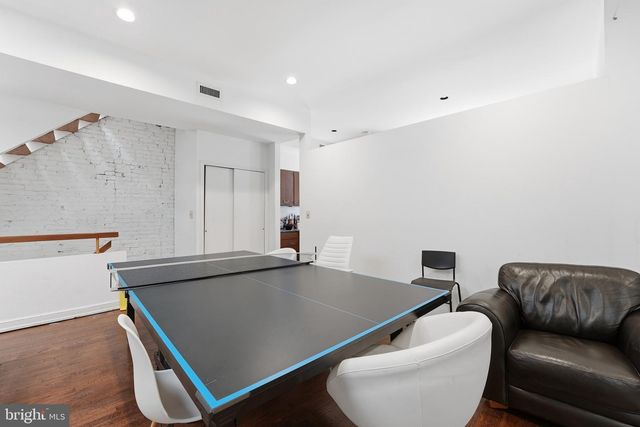 2211 WASHINGTON CIR NW, Washington, DC 20037