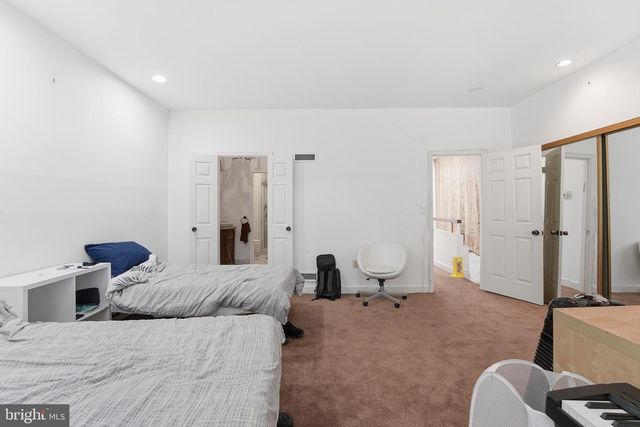 2211 WASHINGTON CIR NW, Washington, DC 20037