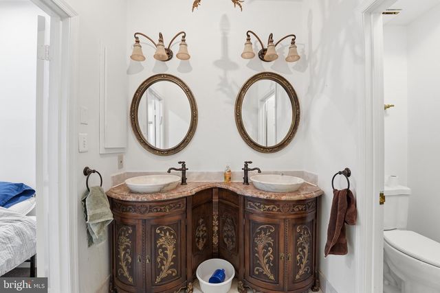 2211 WASHINGTON CIR NW, Washington, DC 20037