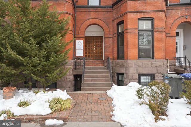 2211 WASHINGTON CIR NW, Washington, DC 20037