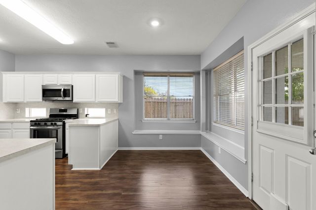 4838 Pinder Lane, Pearland, TX 77584