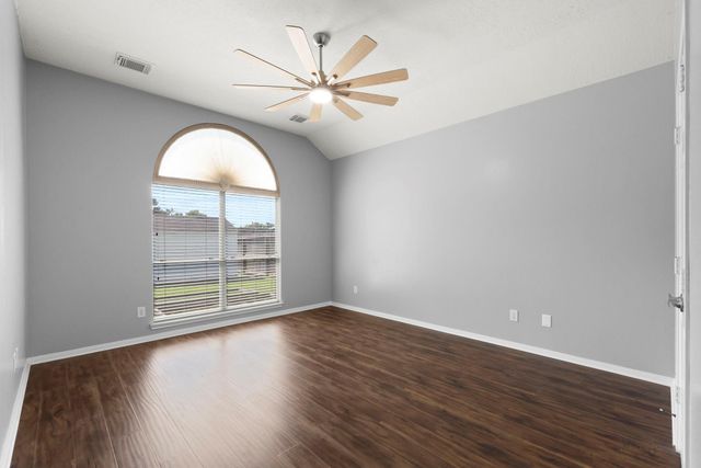 4838 Pinder Lane, Pearland, TX 77584