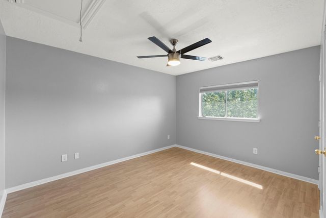 4838 Pinder Lane, Pearland, TX 77584