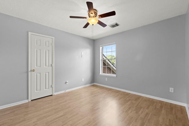 4838 Pinder Lane, Pearland, TX 77584