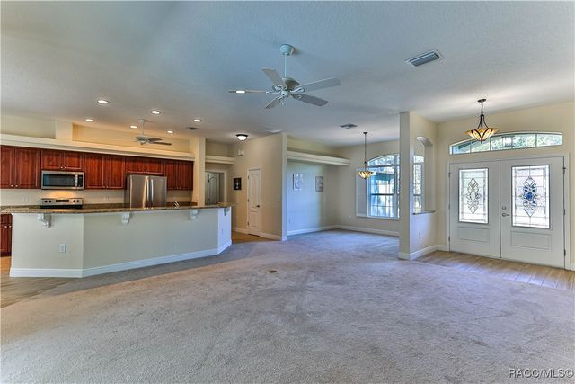 5 SAINTPAULIA Street, Homosassa, FL 34446