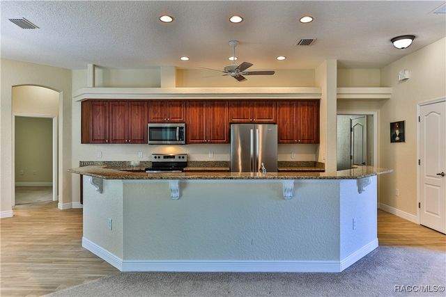 5 SAINTPAULIA Street, Homosassa, FL 34446