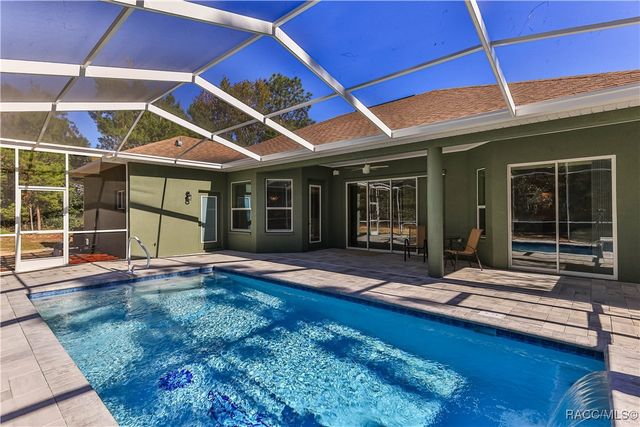 5 SAINTPAULIA Street, Homosassa, FL 34446