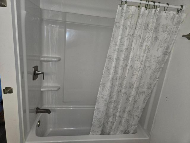 127 N Burgess Avenue, Columbus, OH 43204