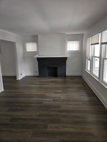 127 N Burgess Avenue, Columbus, OH 43204