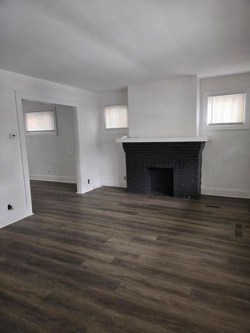 127 N Burgess Avenue, Columbus, OH 43204