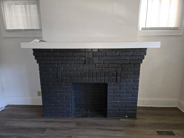 127 N Burgess Avenue, Columbus, OH 43204