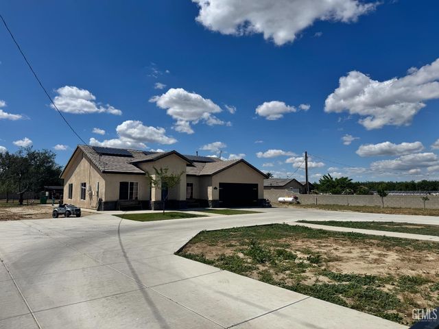 5707 Bussell Road, Bakersfield, CA 93314