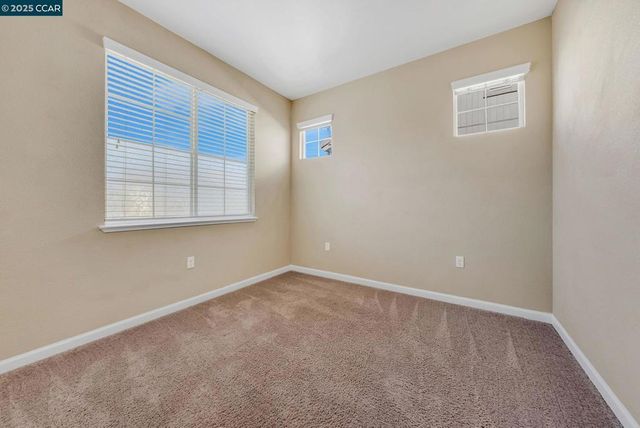 1037 Gridley Dr, Pittsburg, CA 94565