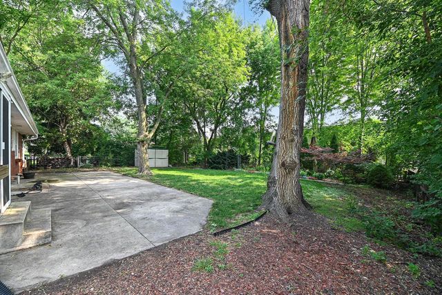 721 Oak Ridge COURT, Waukesha, WI 53188
