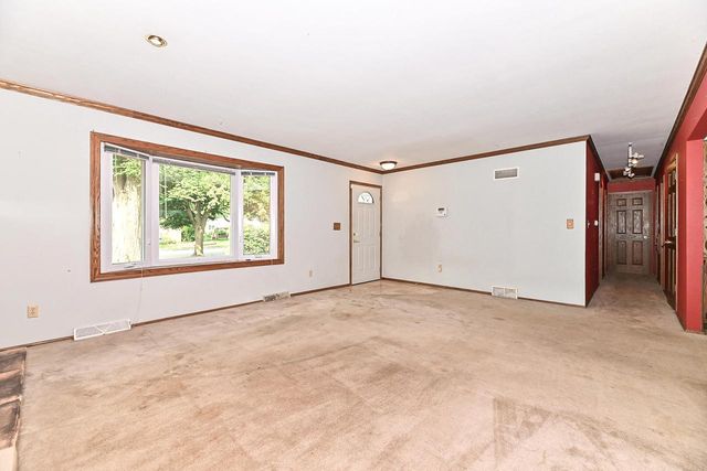 721 Oak Ridge COURT, Waukesha, WI 53188