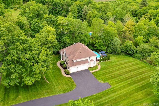 66 Carol Lane, Poughquag, NY 12570
