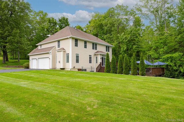 66 Carol Lane, Poughquag, NY 12570