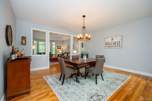 66 Carol Lane, Poughquag, NY 12570