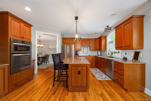 66 Carol Lane, Poughquag, NY 12570