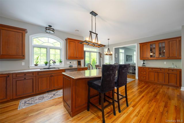 66 Carol Lane, Poughquag, NY 12570
