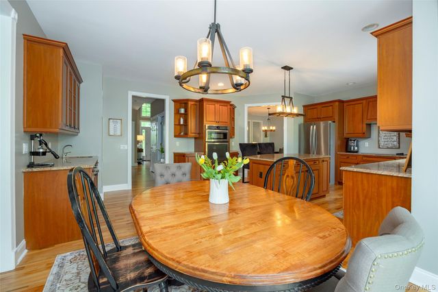 66 Carol Lane, Poughquag, NY 12570