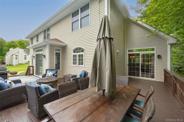 66 Carol Lane, Poughquag, NY 12570