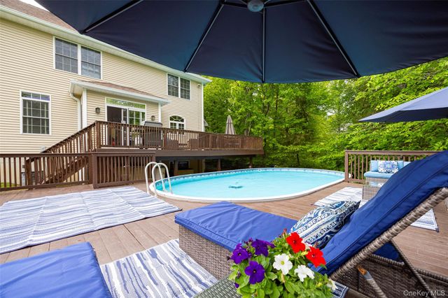 66 Carol Lane, Poughquag, NY 12570