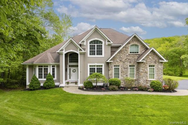 66 Carol Lane, Poughquag, NY 12570