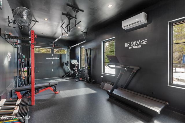 713 N Center Valley Rd, Sandpoint, ID 83864