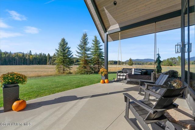 713 N Center Valley Rd, Sandpoint, ID 83864