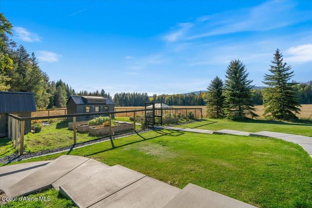 713 N Center Valley Rd, Sandpoint, ID 83864