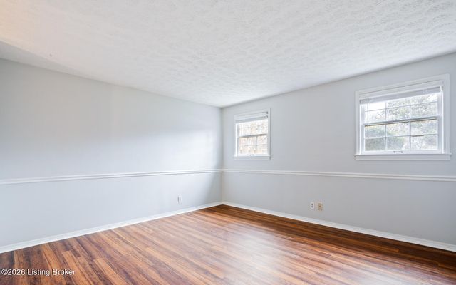 1008 Lake Way D2, Louisville, KY 40222