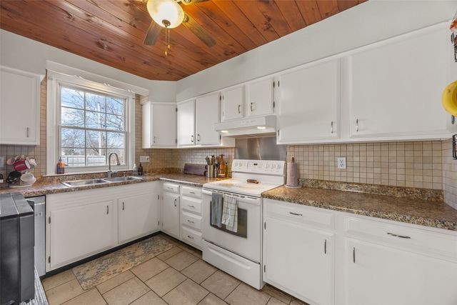 931 20th Street SE, Cedar Rapids, IA 52403