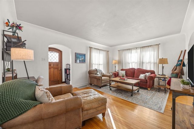 931 20th Street SE, Cedar Rapids, IA 52403