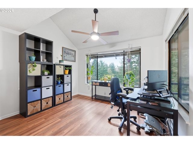 219 CERVANTES 219, Lake Oswego, OR 97035