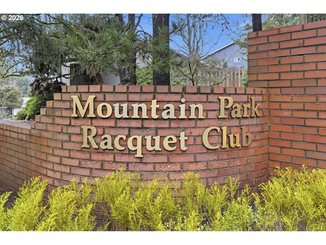 219 CERVANTES 219, Lake Oswego, OR 97035