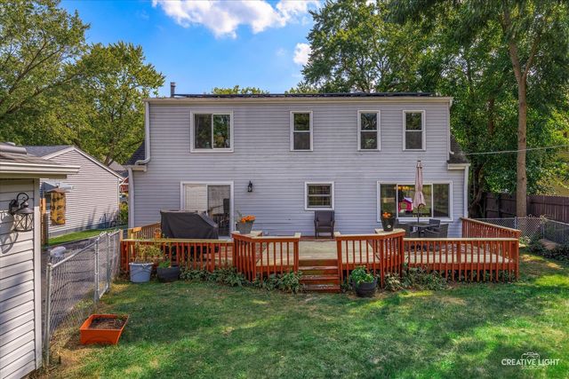 818 Menominee Drive, Lake In The Hills, IL 60156