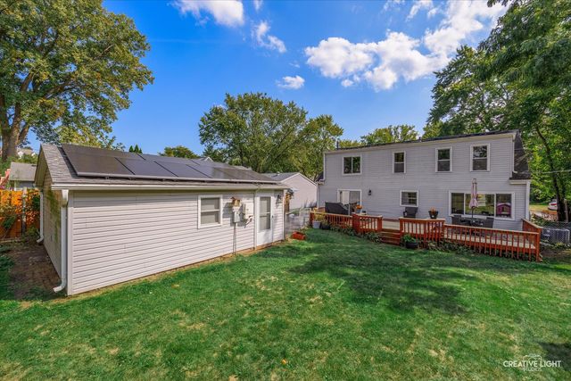 818 Menominee Drive, Lake In The Hills, IL 60156