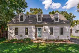818 Menominee Drive, Lake In The Hills, IL 60156