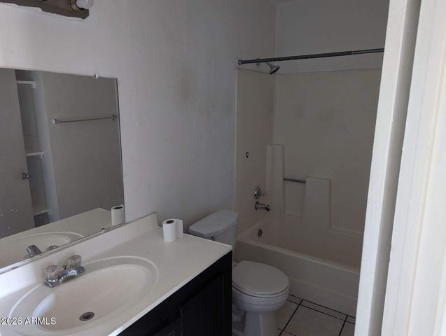 2957 E ATLANTA Avenue, Phoenix, AZ 85040