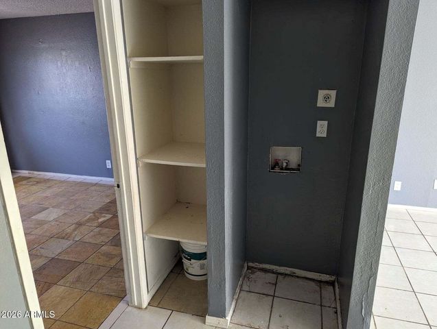 2957 E ATLANTA Avenue, Phoenix, AZ 85040