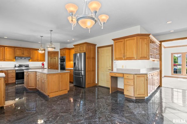 4809 Bears Paw Court, Springfield, IL 62711