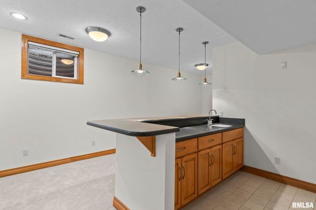 4809 Bears Paw Court, Springfield, IL 62711