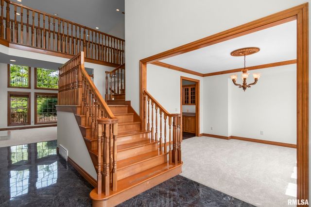 4809 Bears Paw Court, Springfield, IL 62711