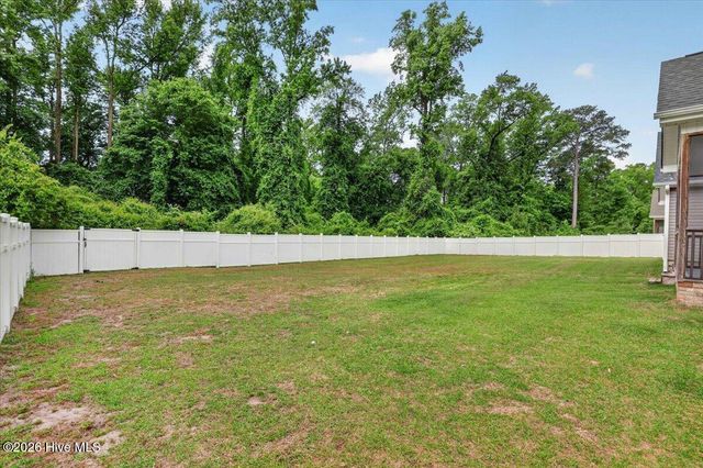 110 Barringer Drive, La Grange, NC 28551