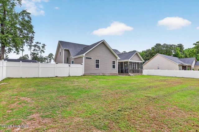 110 Barringer Drive, La Grange, NC 28551