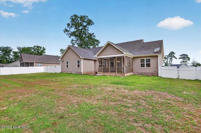 110 Barringer Drive, La Grange, NC 28551