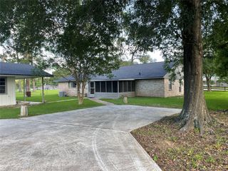 16526 Walnut Springs Lane, Magnolia, TX 77355