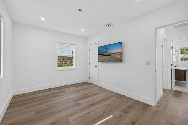 1309 N PALMWAY, Lake Worth Beach, FL 33460